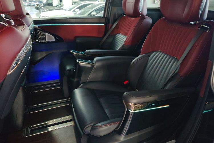 Used GAC Trumpchi M8 2023 Zongshi Series Dual-Motor Flagship Edition