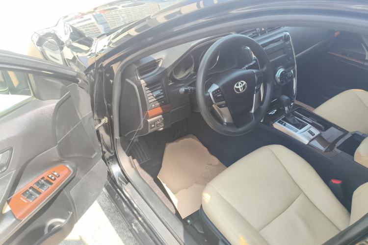 Used Toyota Reiz 2013 2.5S Elite Edition Driver Seat