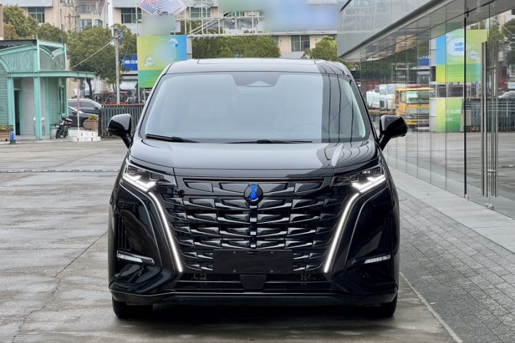 Used Denza D9 2024 DM-i 980 Four-Wheel Drive Prestige Model