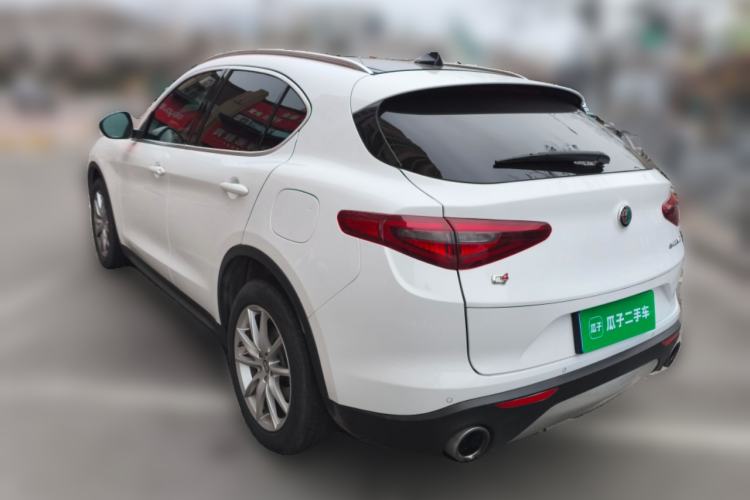 Used Alfa Romeo Stelvio 2017 2.0T 200HP Luxury Edition