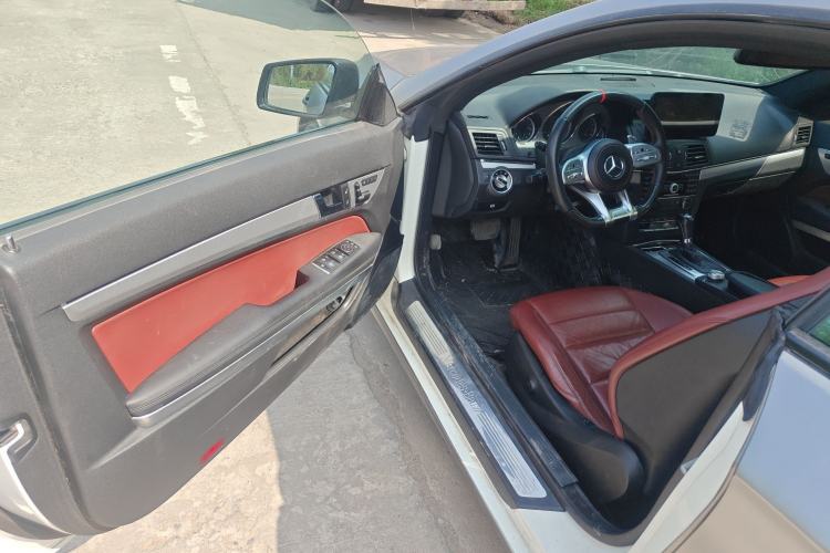 Used Mercedes-Benz E-Class 2010 E 260 CGI Coupe Driver Seat