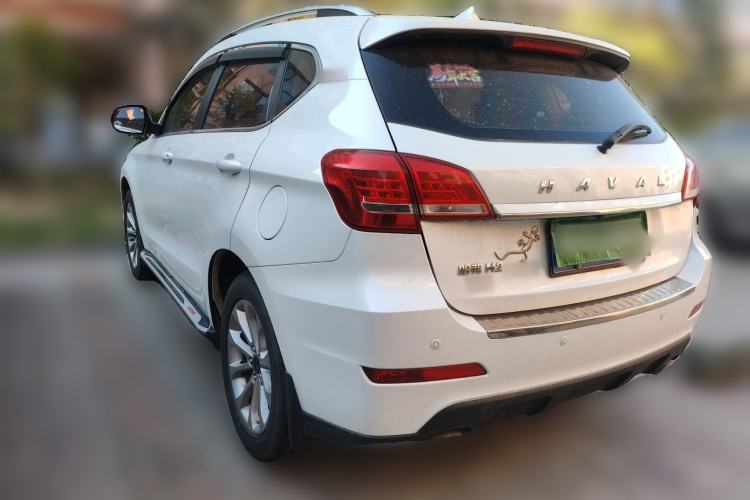 Used Haval H2 2017 Red-Label 1.5T Manual Two-Wheel Drive Luxury Model