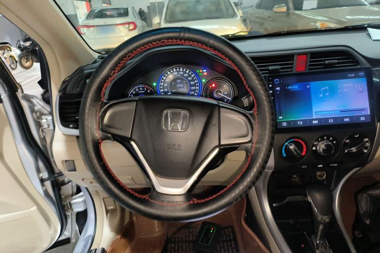 Used Honda Crider 2013 1.8L automatic comfort version