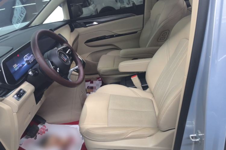 Used Buick GL8 New Energy 2025 Lu Shang Smart Enjoyment Edition 7-Seater
