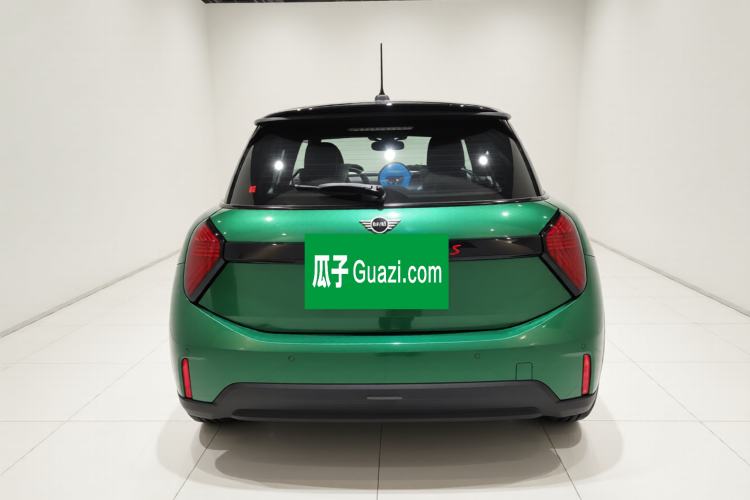 Used MINI 2025 2.0T COOPER S Artist
