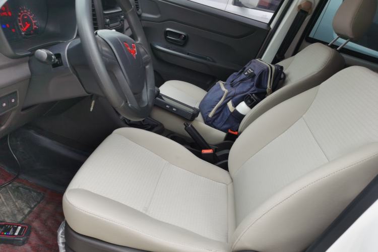 Used Wuling Hongguang V 2022 1.5L Jingqu Edition Electric-Assist LAR