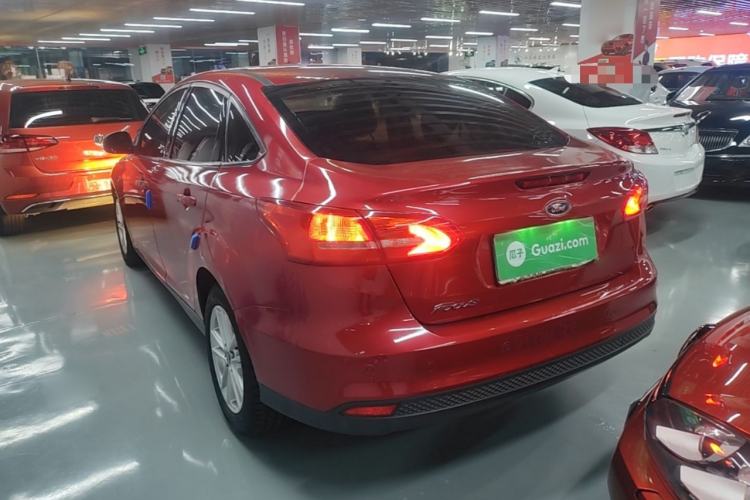 Used Ford Focus 2015 Sedan 1.6L Automatic Trend Model
