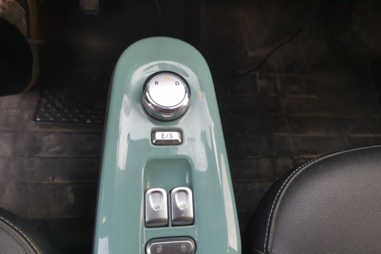 Used CHANGAN NEVO Lumin 2022 301km Honey-Sweet Version Gear Lever