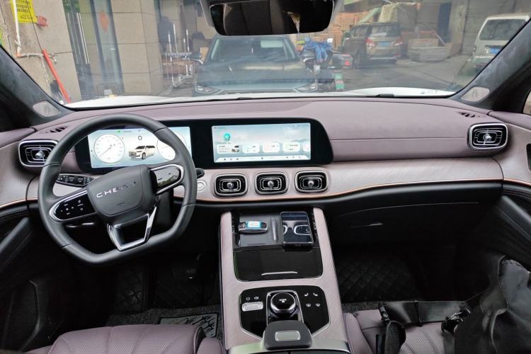 Used Chery Tiggo 9 2025 2.0T Automatic Two-Wheel Drive Luxury Edition 5 Seats