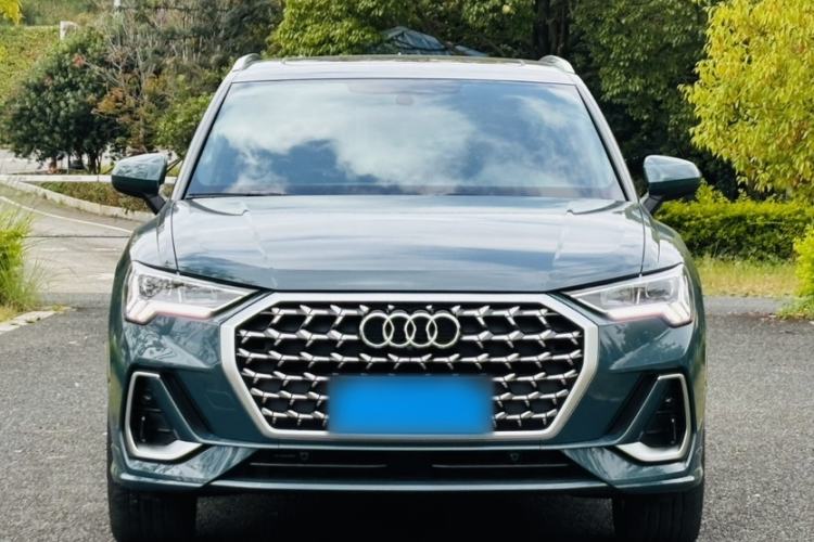 Used Audi Q3 2024 35 TFSI Fashion Dynamic Edition
