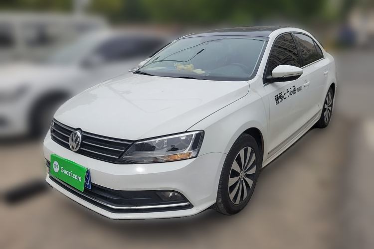 Used Volkswagen Sagitar 2017 230TSI Automatic Comfort Version