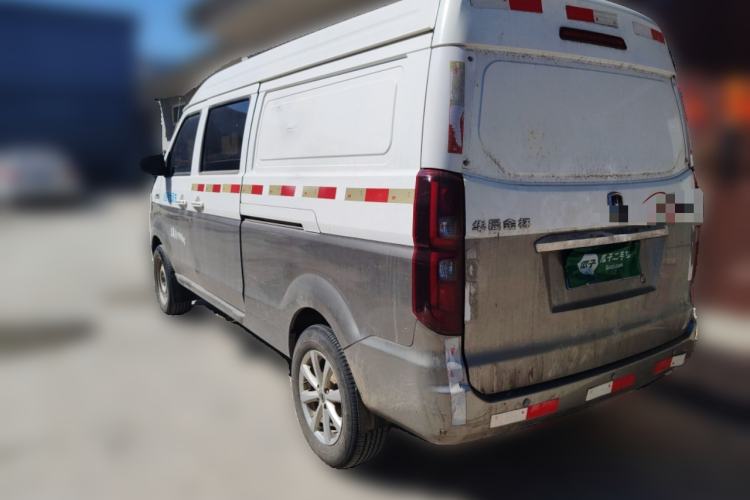 Used Jinbei Hiace X30 
