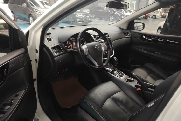 Used Nissan Tiida 2019 1.6L CVT ZhiZun Edition China VI standard
