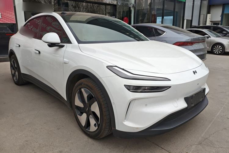 Used ONVO L60 2024 60 kWh Rear-Drive Version