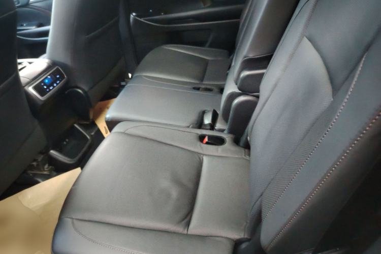 Used Toyota Highlander 2018 2.0T Four-Wheel Drive Luxury Version 7 Seats China VI Standard