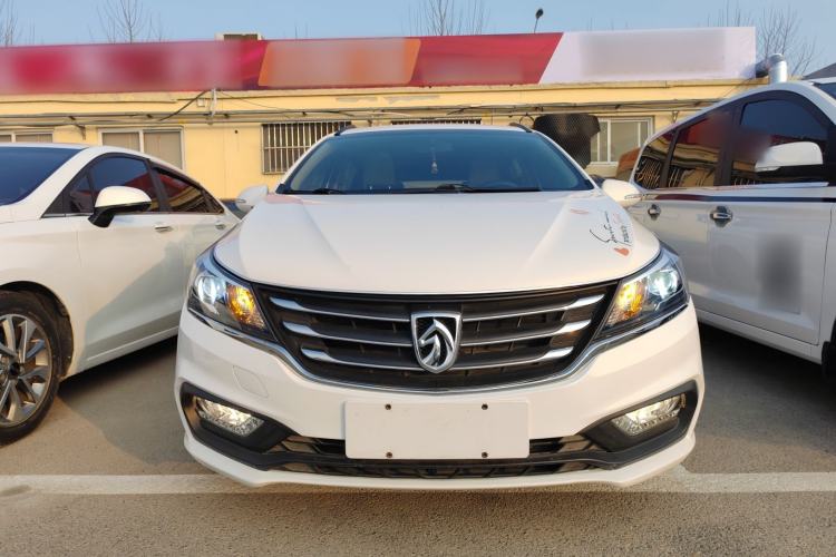 Used Baojun 310W 2017 1.5L Manual Luxury Edition China V