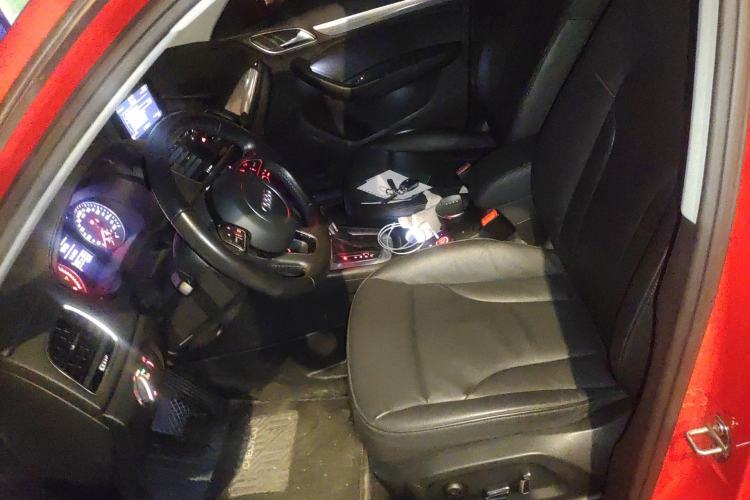 Used Audi Q3 2017 30 TFSI Fashion Model Left Front Seat