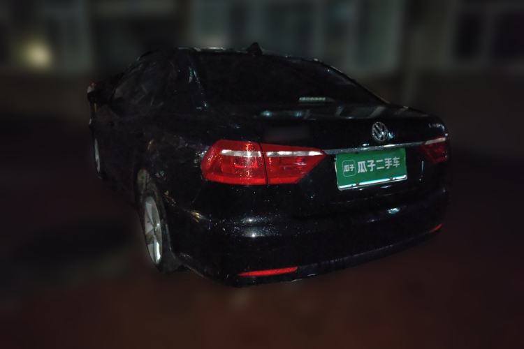 Used Volkswagen Lavida 2015 1.6L Manual Fashion Edition