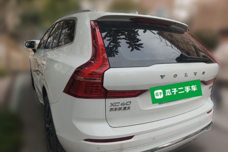 Used Volvo XC60 2022 B5 4x4 Smart Luxury Edition