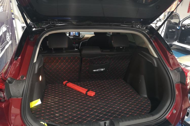 Used Buick Encore 2020 20T CVT Luxury Edition Trunk