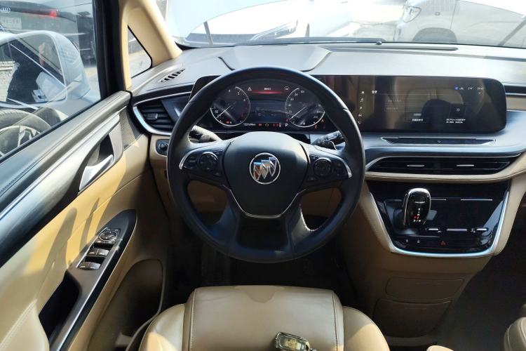 Used Buick GL8 2021 ES Landtrek 653T Luxury Model