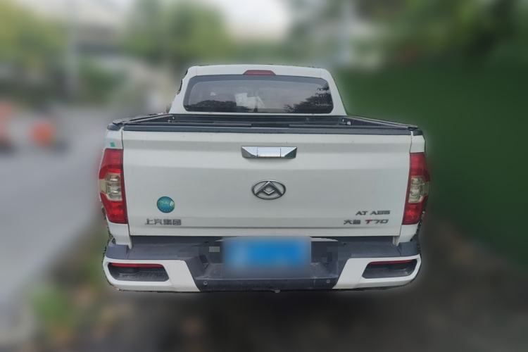 Used SAIC MAXUS T70 2019 2.0T Diesel Automatic Two-Wheel Drive Comfort Edition Standard Box with High Chassis