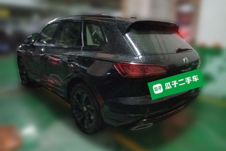 Used Volkswagen Touareg 2023 3.0 TSI Luxury Edition Obsidian Black Sport Package
