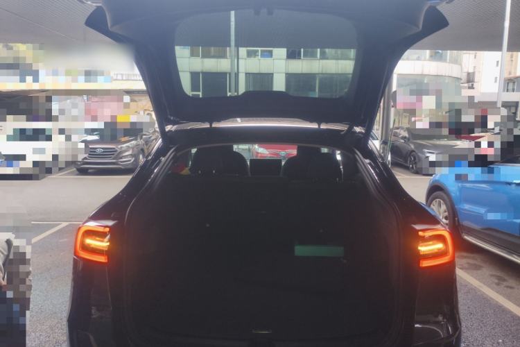 Used Tesla Model Y 2024 Rear-Wheel-Drive Version Trunk