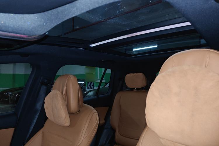 Used Mercedes-Benz GLC 2023 GLC 260 L 4MATIC Luxury 7-Seater Headliner