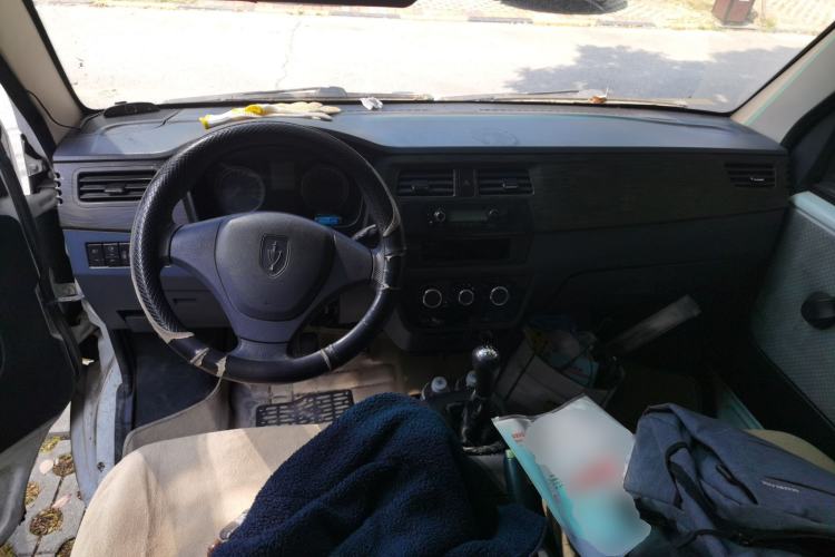 Used Jinbei Hiace X30 2013 1.3L Standard Version
