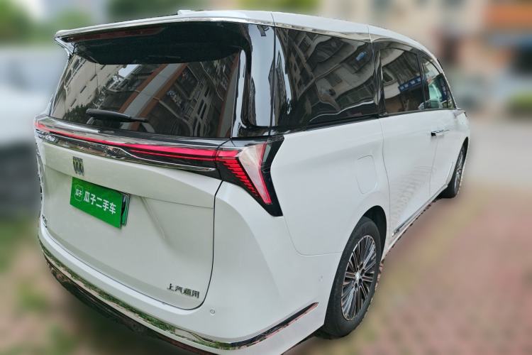 Used Buick GL8 New Energy 2024 Lu Zun Luxury Edition 7-Seater
