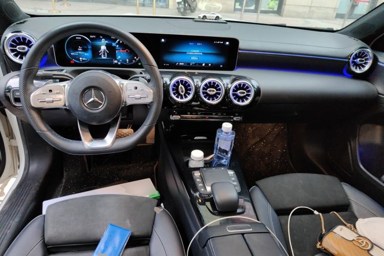 Used Mercedes-Benz A-Class 2020 Restyled A 200 L Sport Sedan Fashion Version Center Console