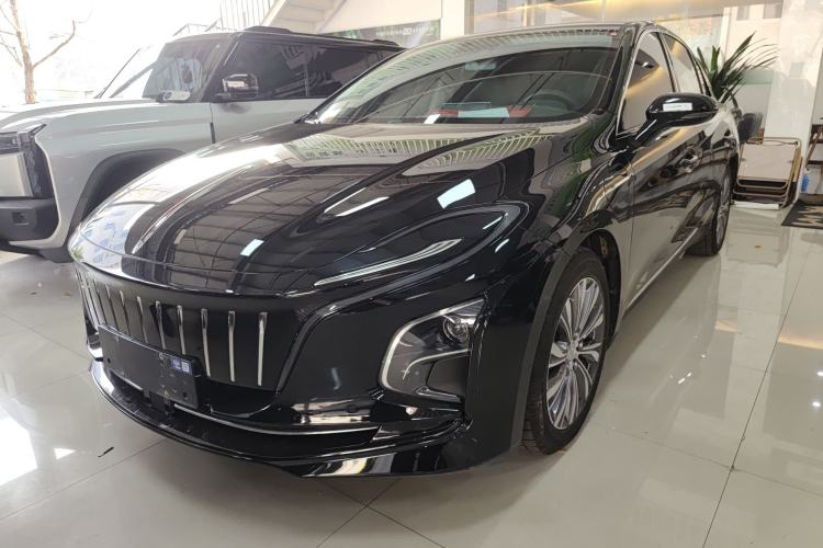 Used Hongqi E-QM5 2022 431 km Charge & Enjoy Edition