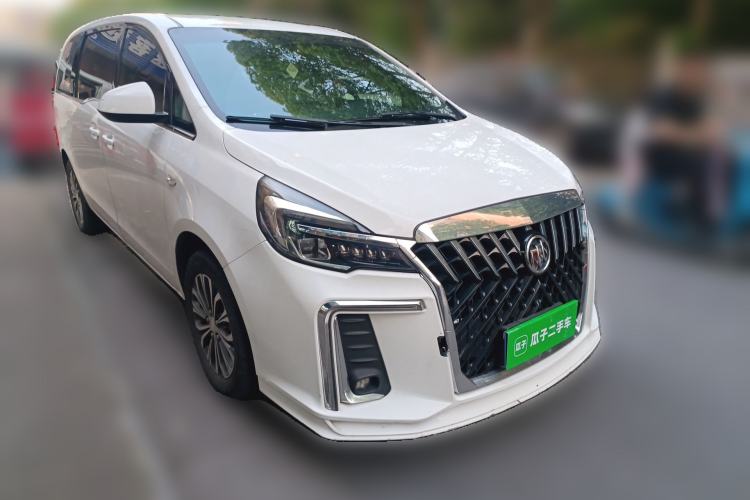 Used Buick GL8 2021 Land Cruiser Executive Class 652T Comfort Model Front Right 45 Deg