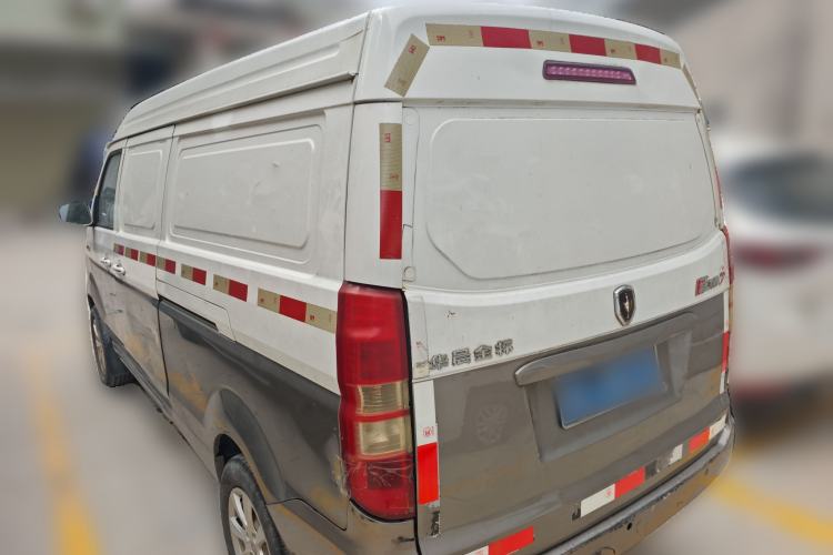 Used Jinbei New Hiace S 2018 1.5L Wealth Edition Van DLCG14 Rear Left 45 Deg