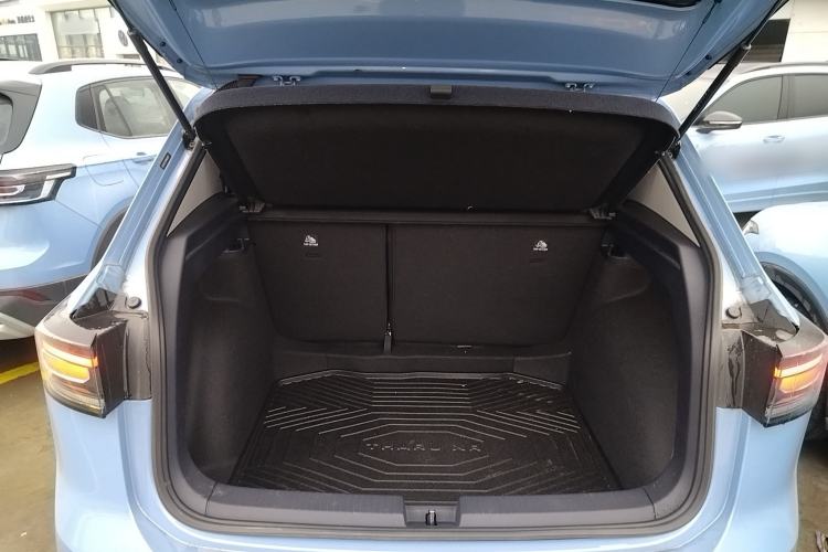 Used Volkswagen Tharu 2025 NewRui 300TSI Prestige Edition