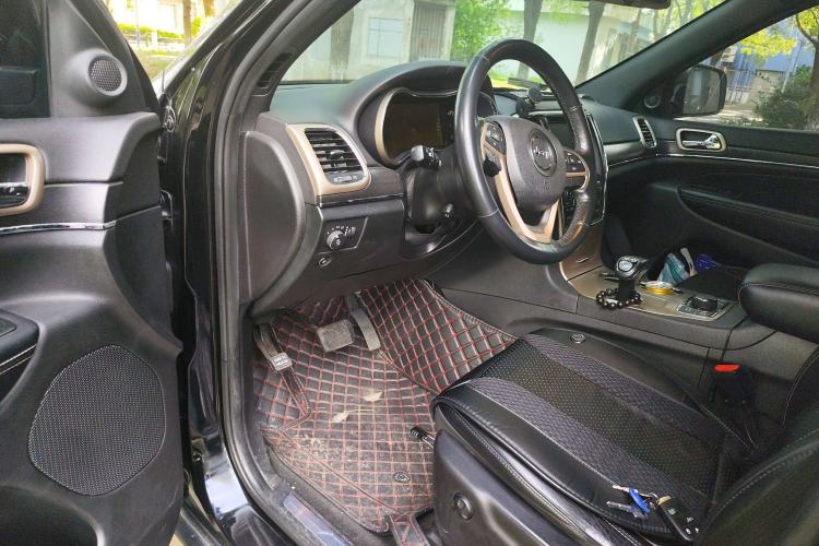 Used Jeep Grand Cherokee 2015 3.0TD Diesel Comfort Navigation Edition