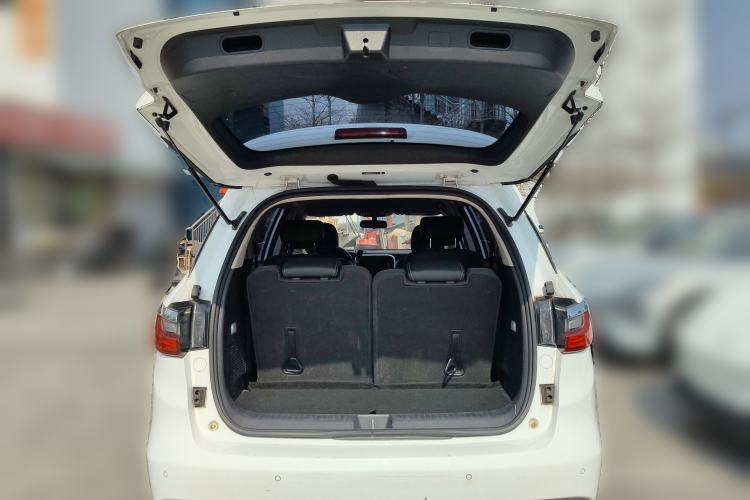 Used BYD Song MAX 2018 1.5T Automatic Smart Connect Luxury 6-Seater