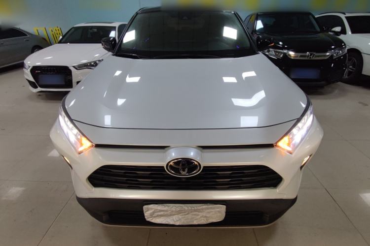 Used Toyota RAV4 2022 2.0L CVT Two-Wheel Drive Fashion Plus Edition
