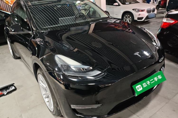 Used Tesla Model Y 2022 Long-Range All-Wheel-Drive Version