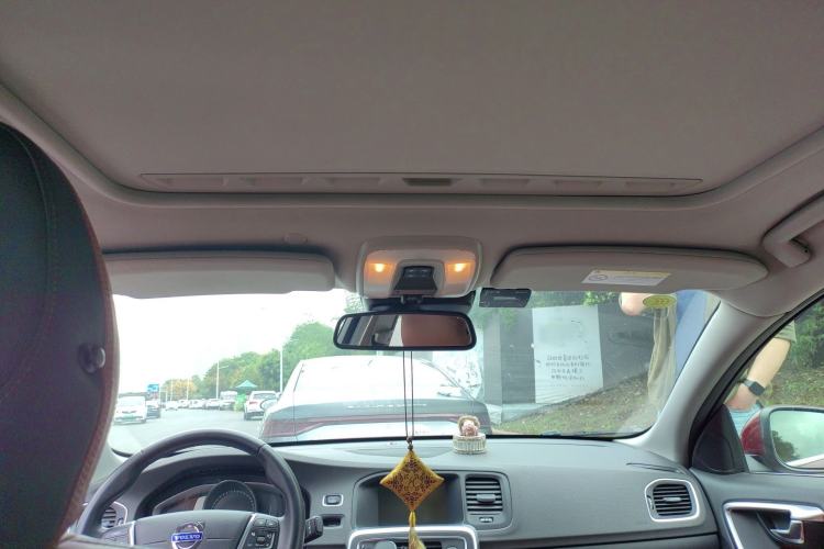 Used Volvo S60 2014 S60L T5 Intelligent Drive Edition Headliner