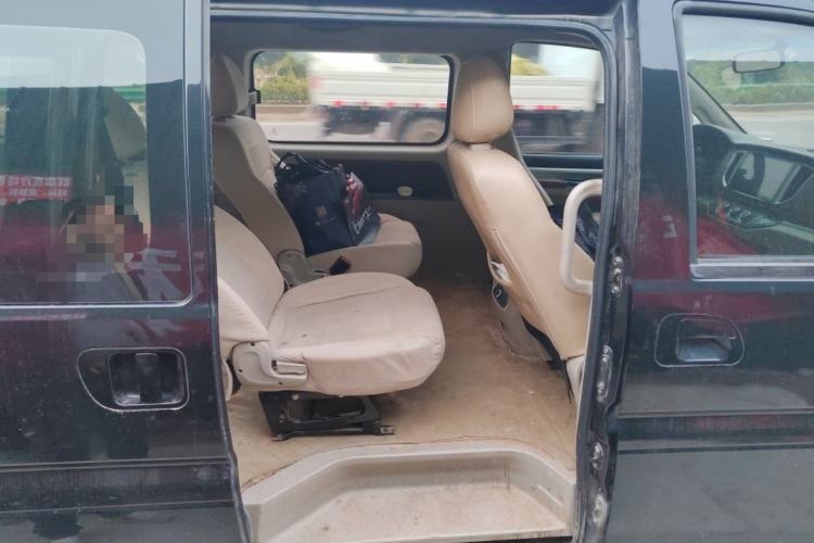 Used FORTHING Lingzhi 2019 M5L 1.6L 7-Seater Comfort Model China VI Standard
