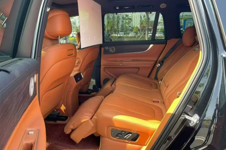 Used Hima AITO M9 2024 All-Electric Ultra Version 100 kWh 5-Seater Model Interior 4