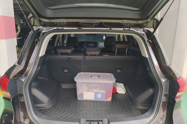 Used GAC Trumpchi GS4 2018 235T Automatic Two-Wheel Drive Luxury Smart Connectivity Version Trunk