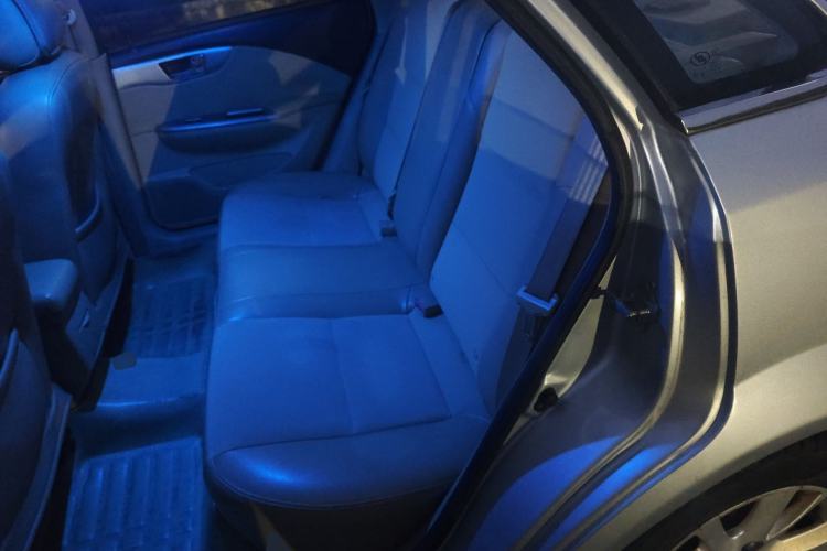 Used Buick Excelle 2013 1.5L Manual Classic Model
