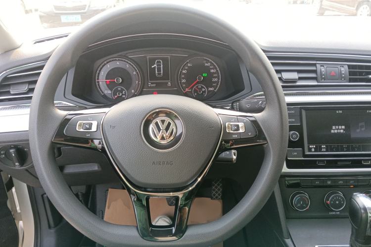 Used Volkswagen Lamando 2019 230TSI DSG Fashion Edition China VI