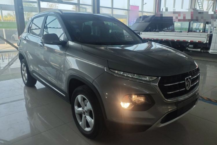 Used Baojun 510 2017 1.5L Manual Fashion Model Front Right 45 Deg