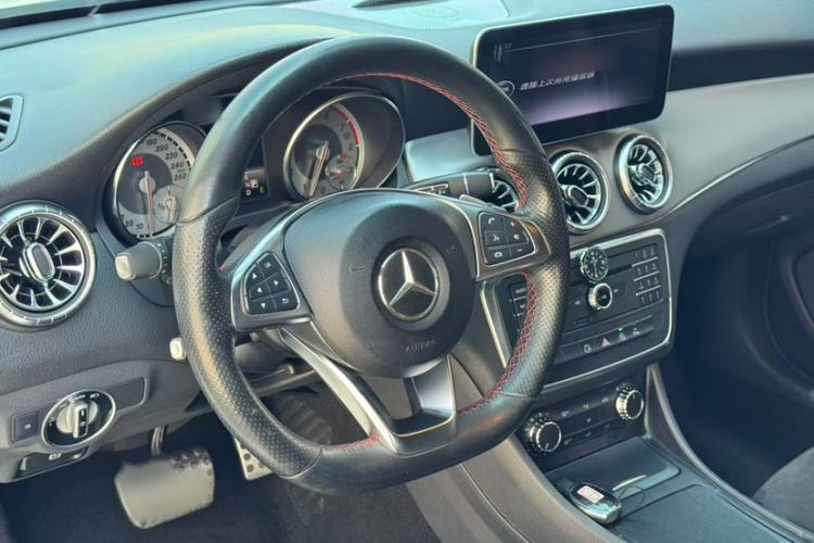 Used Mercedes-Benz CLA 2015 CLA 220 4MATIC