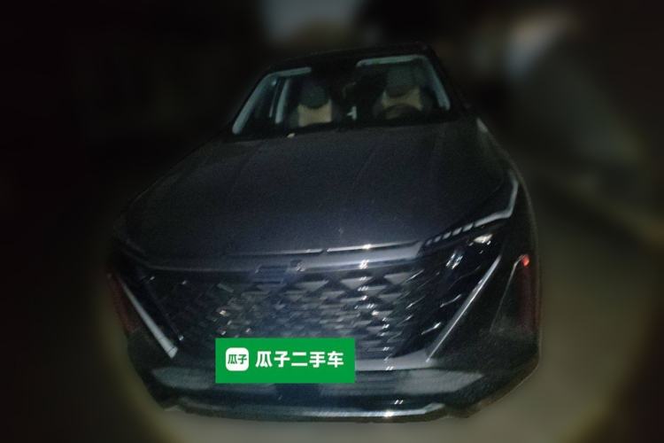 Used Oshan Z6 2022 Blue Whale 1.5T DCT Luxury Model
