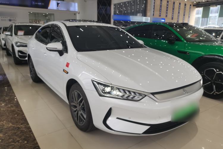 Used BYD Qin PLUS 2023 Champion Edition EV 420KM Superior Model Front Right 45 Deg